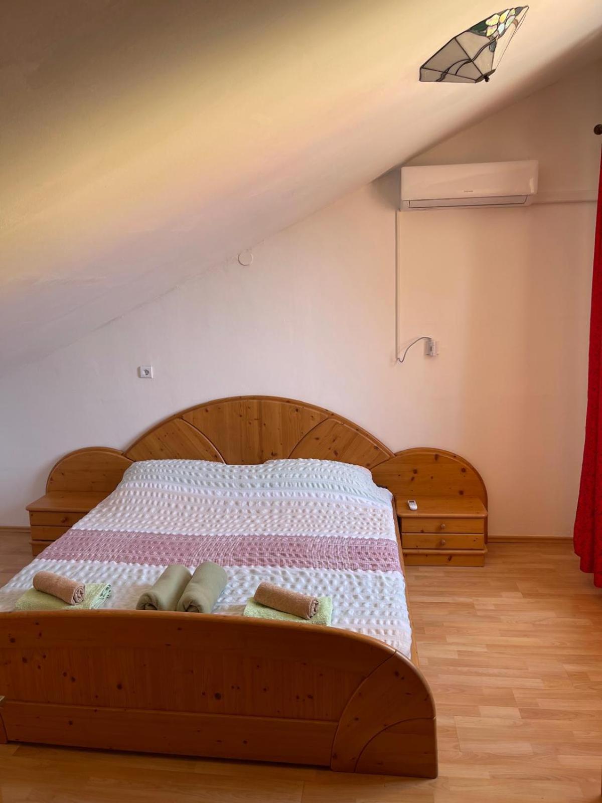 Dejan Apartment Pula Bagian luar foto