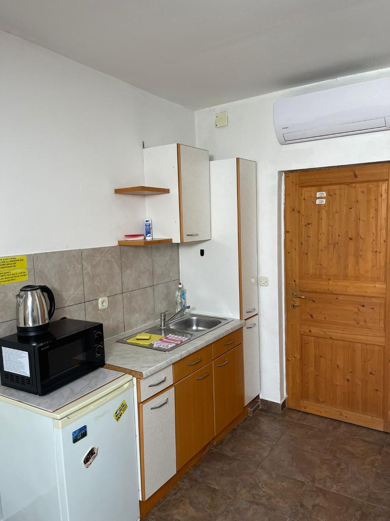 Dejan Apartment Pula Bagian luar foto