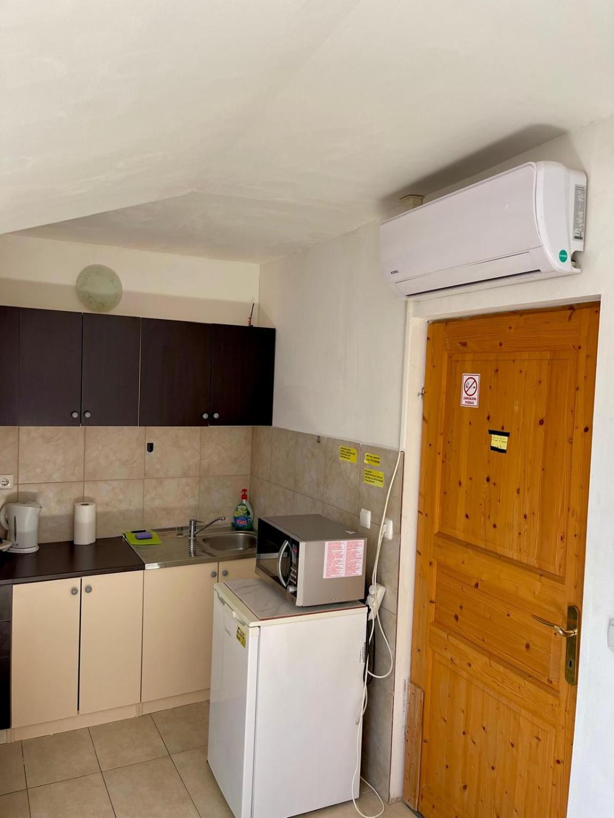 Dejan Apartment Pula Bagian luar foto