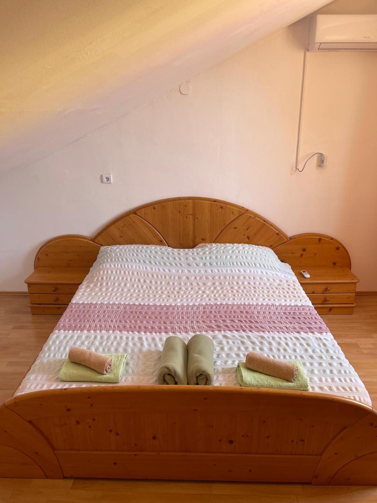 Dejan Apartment Pula Bagian luar foto