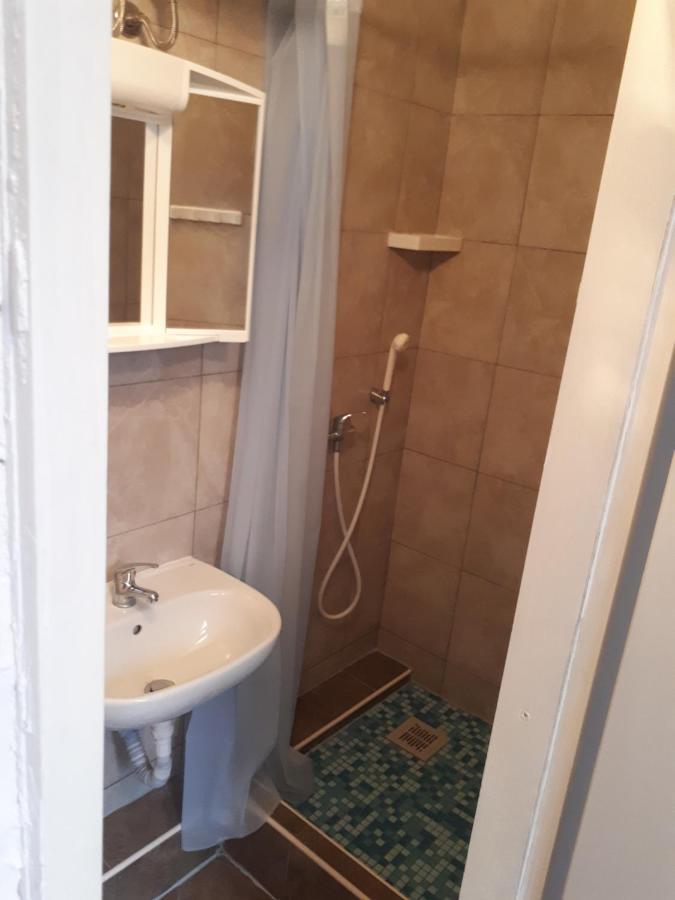 Dejan Apartment Pula Bagian luar foto
